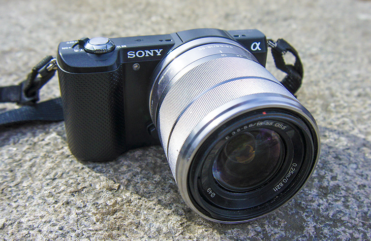 Sony A5000    -  4