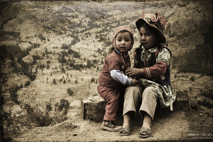 Ollantaytambo. Mira! El nos quiere fotografiar