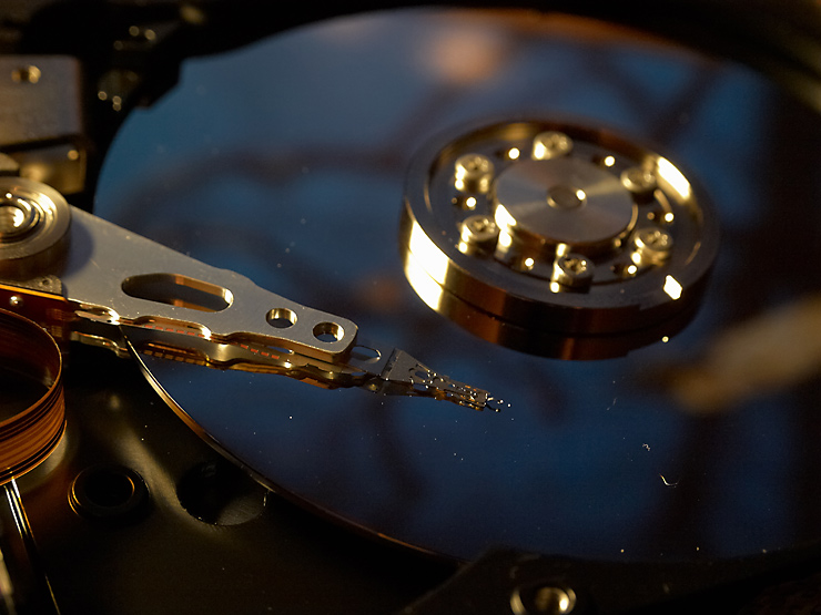 Hard Disk Drive