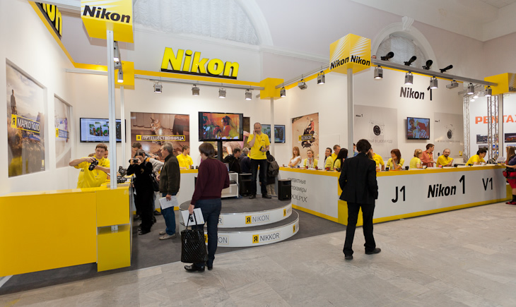  Nikon