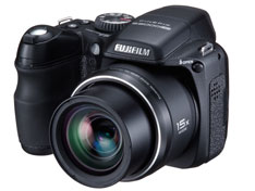 Fujifilm FinePix S2000HD