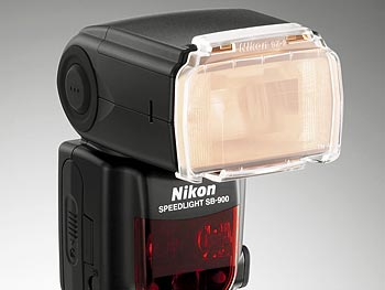 Nikon Speedlight SB-900